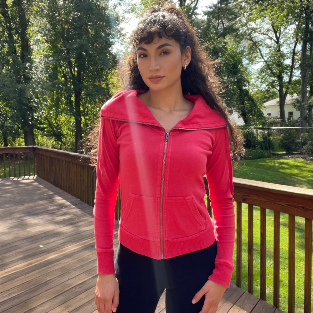 Garage, red jacket, size Small